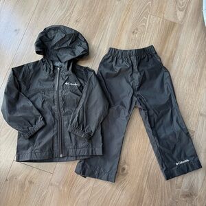 Columbia Black Rain Jacket and Pants Set